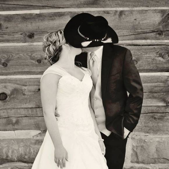 Meet your Posher, Josie - Picture 1 of 1